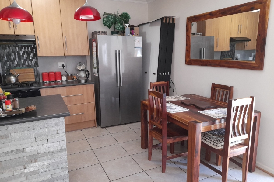 2 Bedroom Property for Sale in Bluewater Bay Eastern Cape